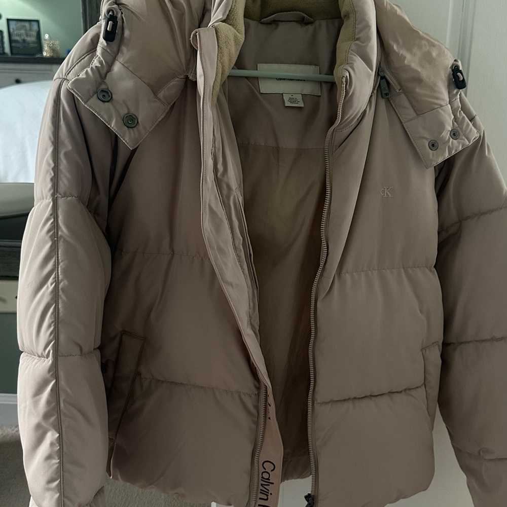 Calvin Klein Jeans Women's Taupe Puffer Jacket